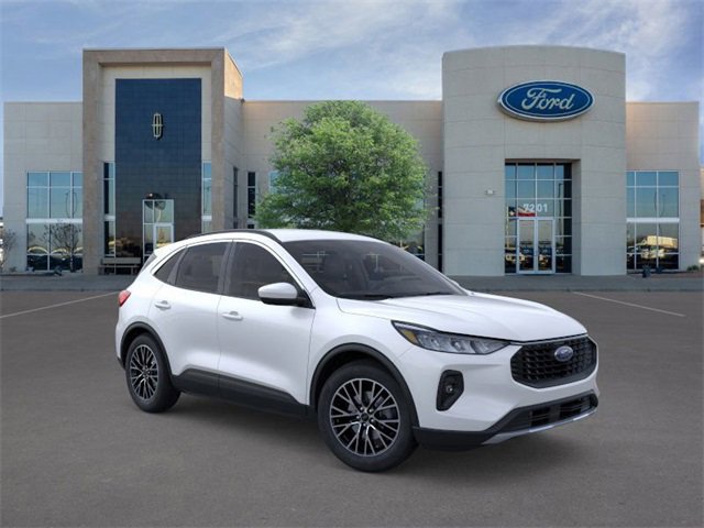 New 2026 Ford Escape SE w/ Class II Trailer Tow Package image 7