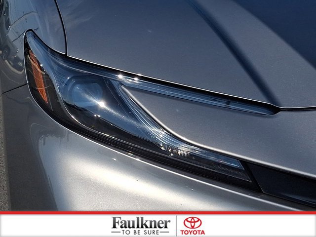 Certified 2025 Toyota Camry SE FWD image 9