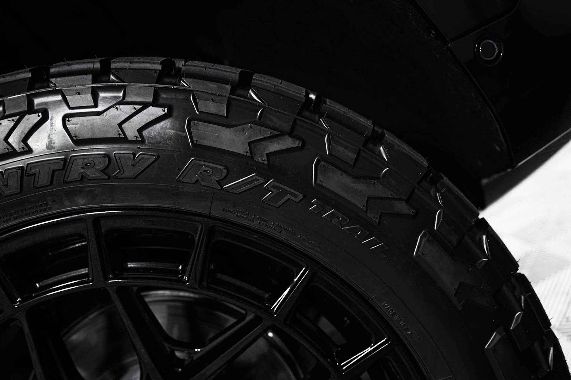 Used 2026 GMC Yukon AT4 Ultimate AWD/4WD image 29