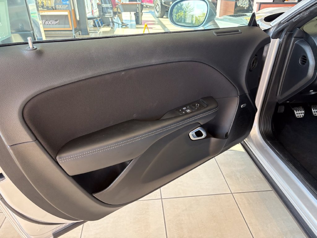 Used 2022 Dodge Challenger R/T Scat Pack RWD image 12
