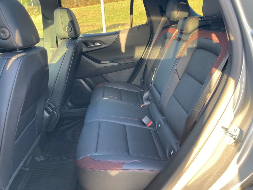 New 2026 Chevrolet Equinox RS w/ Convenience Package III image 30