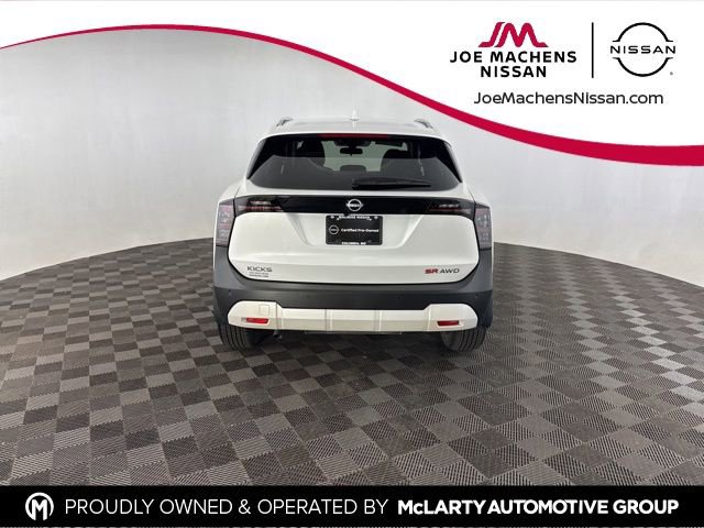 Certified 2025 Nissan Kicks SR image 6