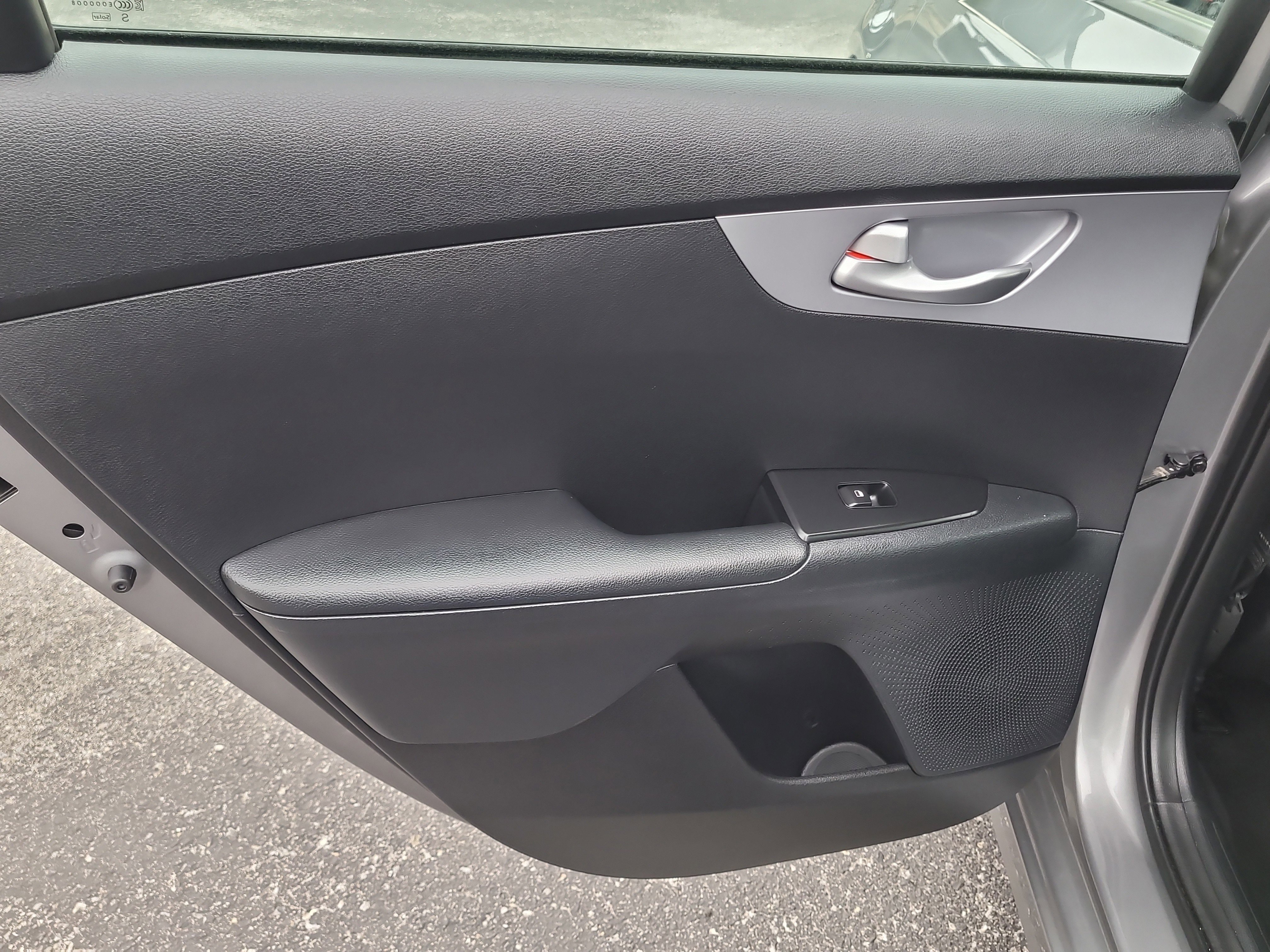 Used 2024 Kia Forte LXS image 10