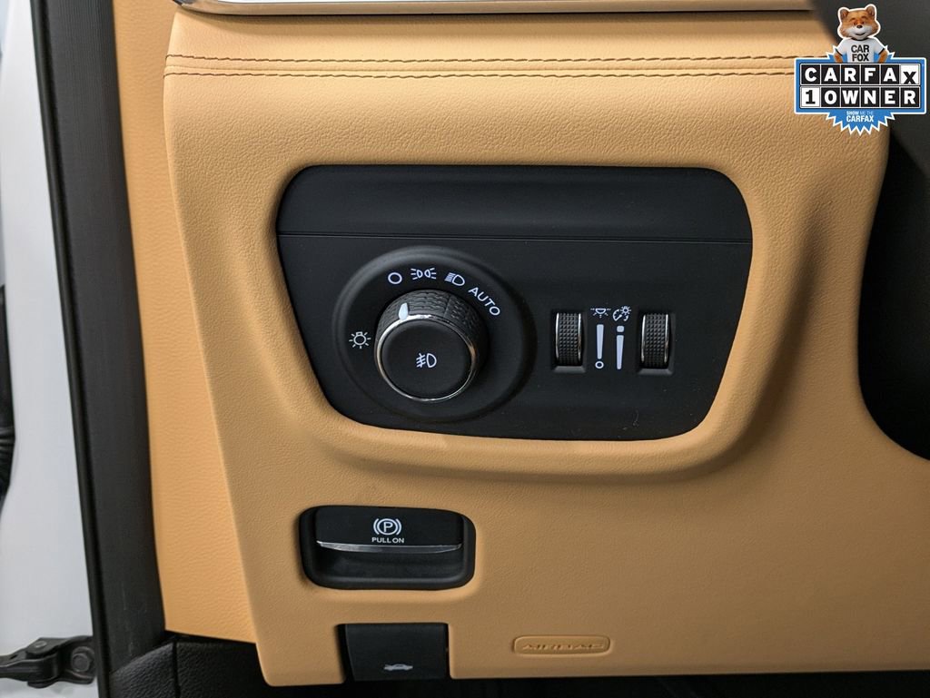 Used 2025 Jeep Grand Cherokee L Summit AWD/4WD image 20