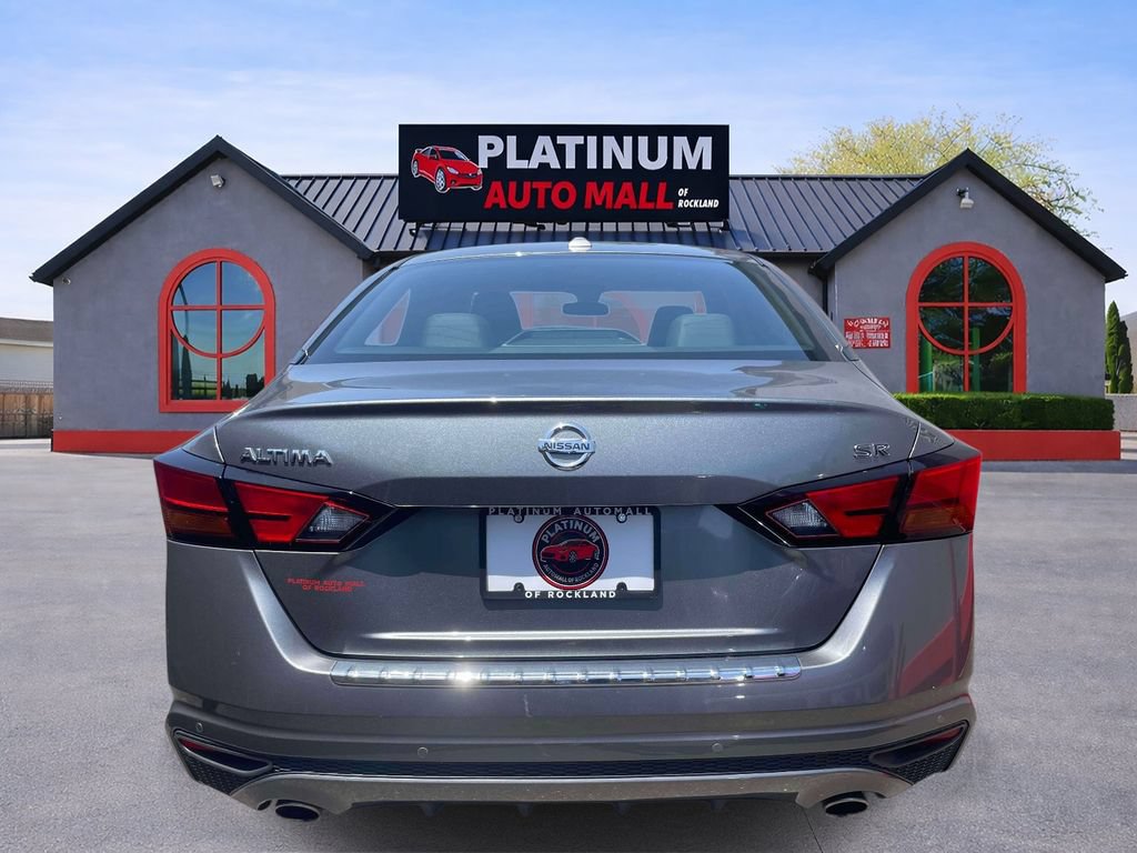 Used 2020 Nissan Altima 2.5 SR FWD image 4