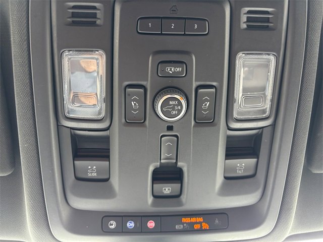 Used 2023 Chevrolet Suburban High Country w/ Premium Package 2 image 25