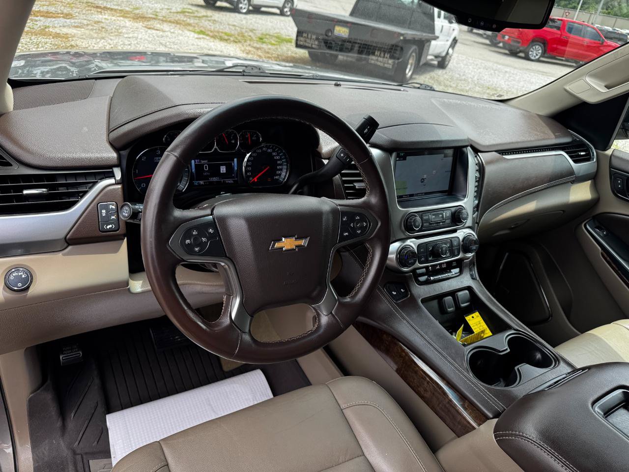 Used 2017 Chevrolet Tahoe LT RWD image 30