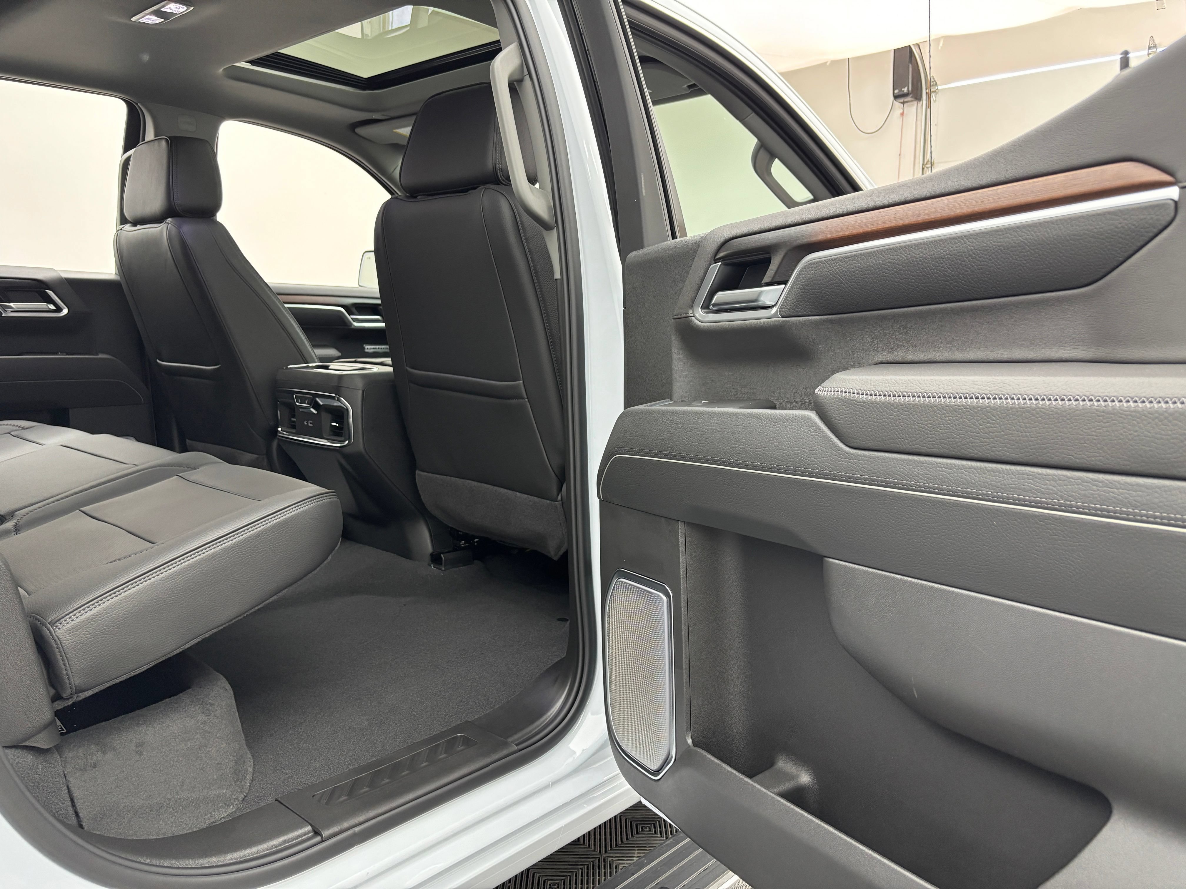 New 2026 GMC Sierra 1500 Denali AWD/4WD image 39