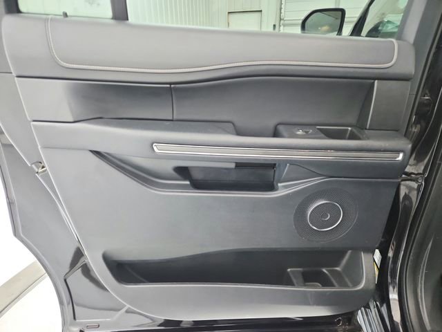 Used 2022 Ford Expedition Max XLT RWD image 35