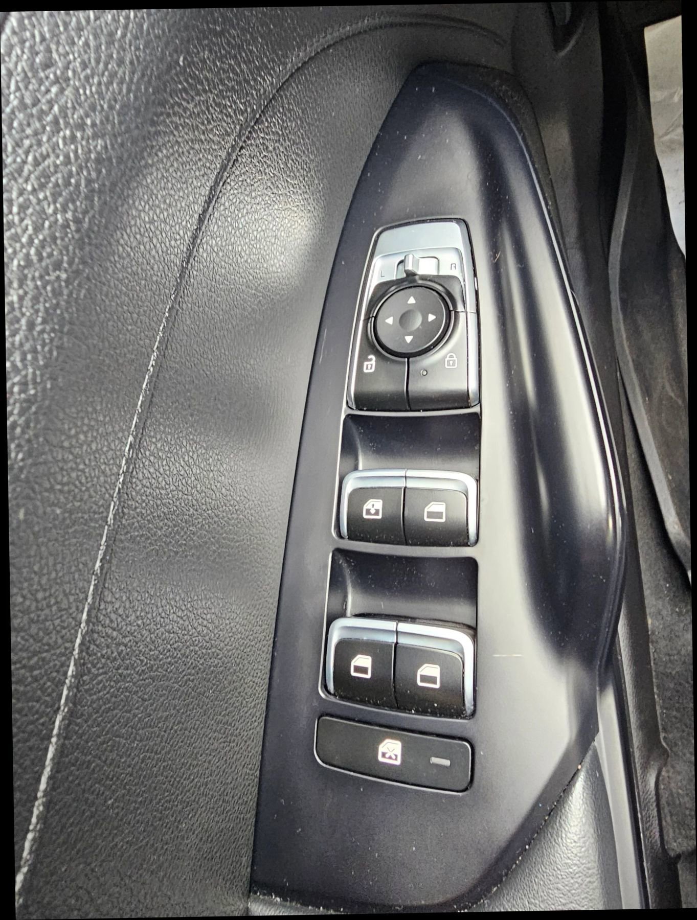 Used 2022 Kia K5 LXS image 17