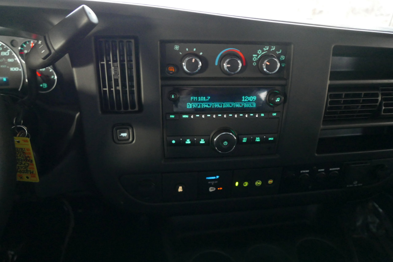 Used 2018 Chevrolet Express 2500 w/ Driver Convenience Package image 16