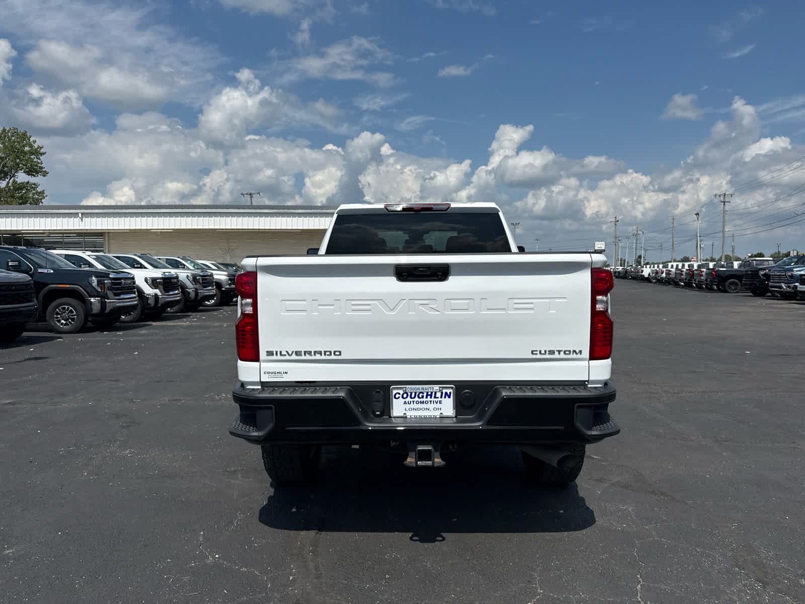 Certified 2024 Chevrolet Silverado 2500 Custom w/ Custom Convenience Package AWD/4WD image 4