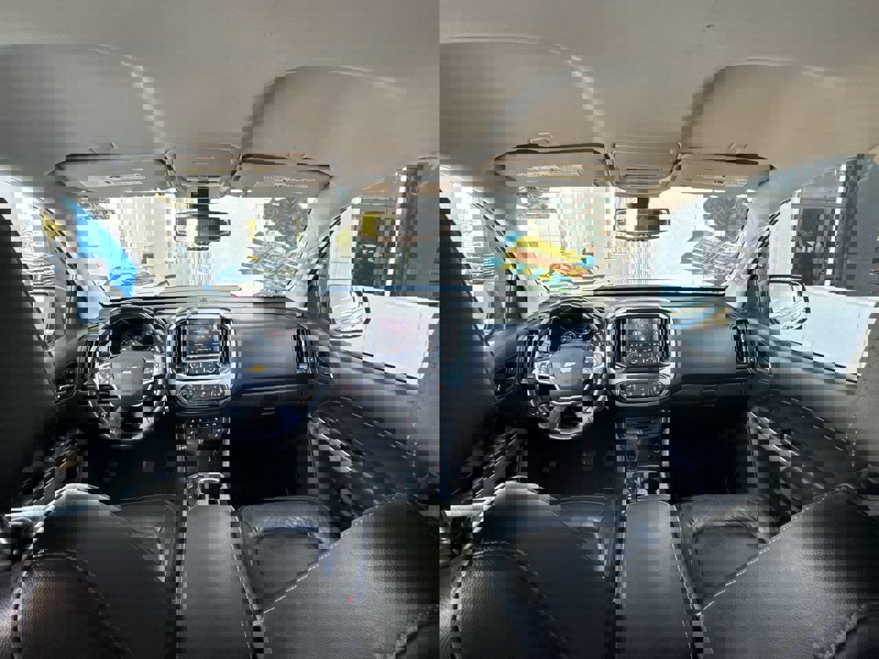 Used 2021 Chevrolet Colorado ZR2 w/ Colorado ZR2 Bison Edition image 17