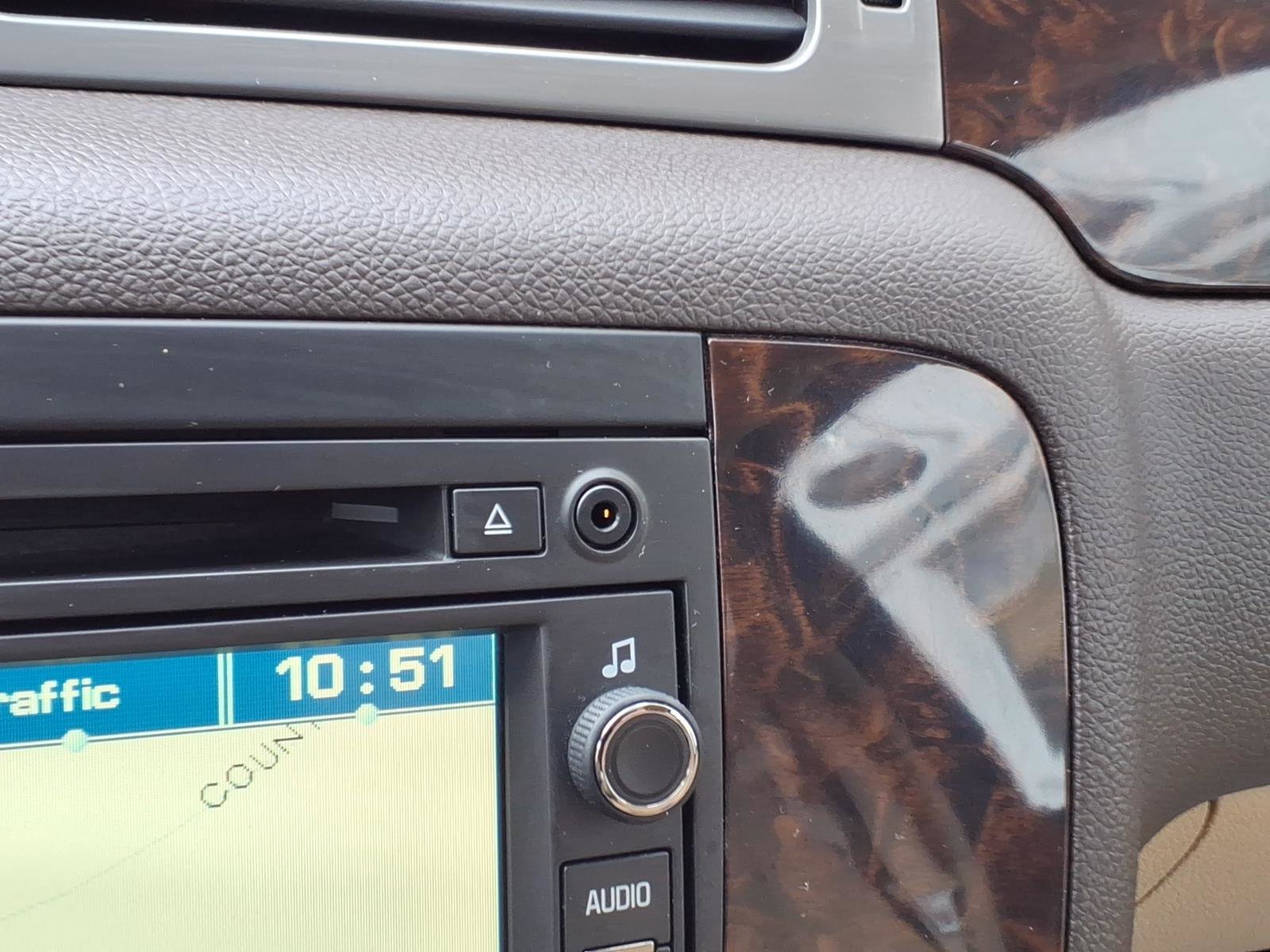 Used 2011 GMC Yukon Denali image 19