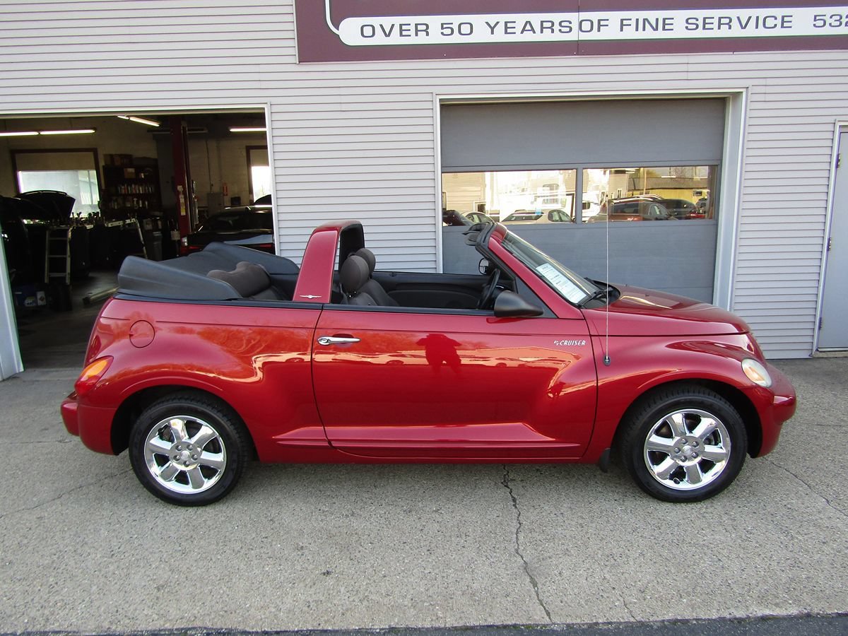 Used 2005 Chrysler PT Cruiser Touring FWD image 5