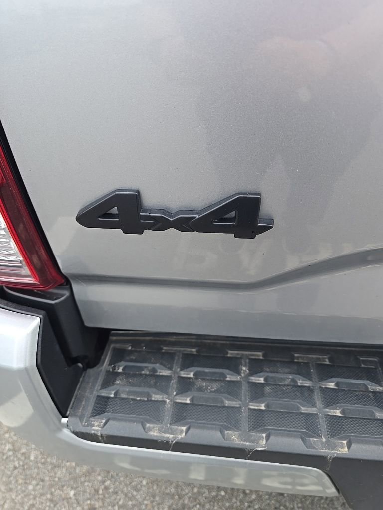 Used 2022 Toyota Tacoma SR5 w/ Technology Package AWD/4WD image 10
