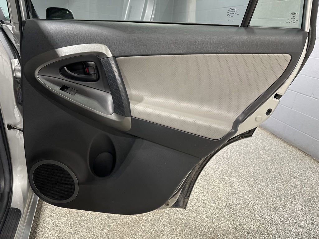 Used 2012 Toyota RAV4 Limited image 21