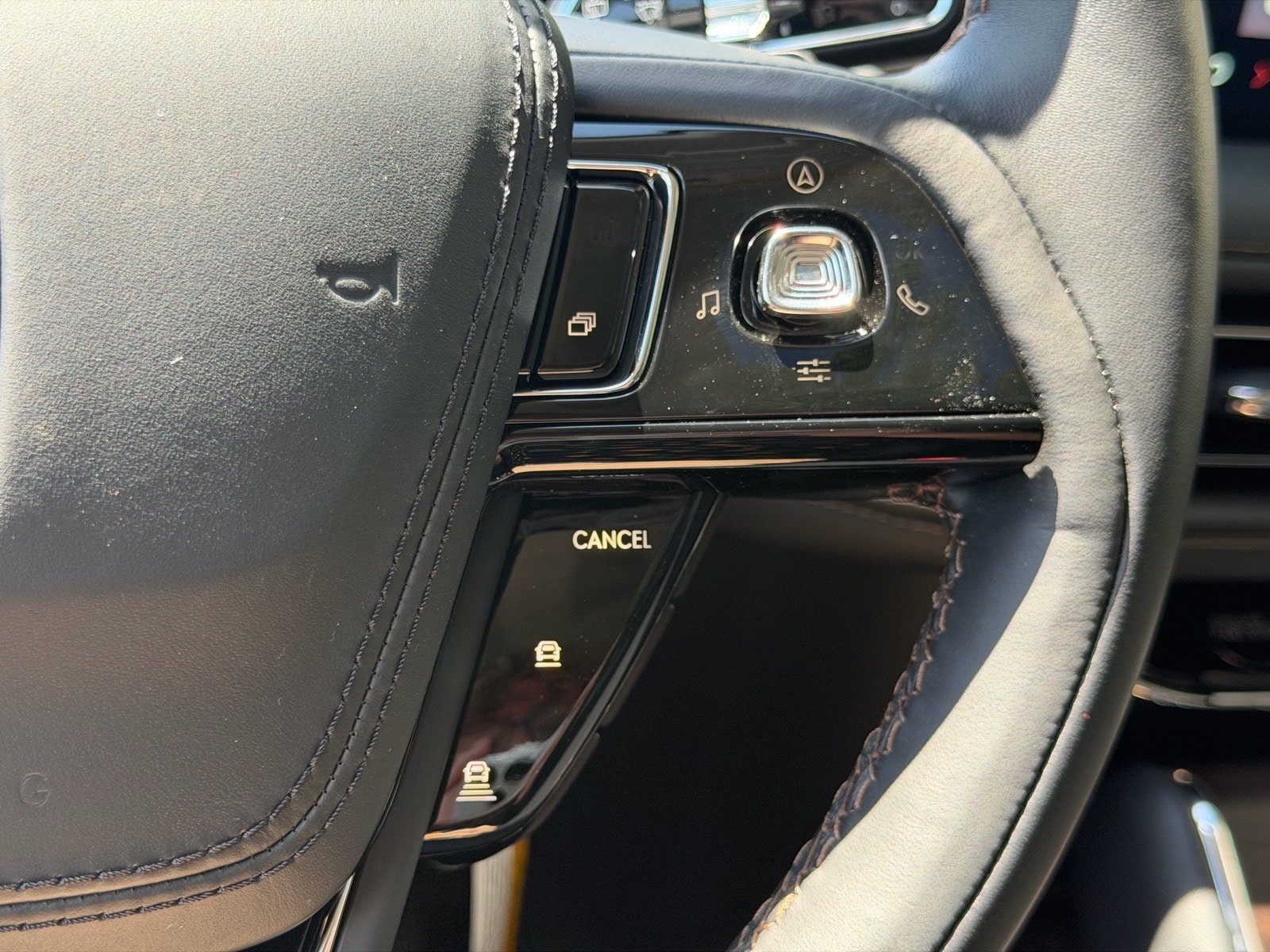New 2026 Lincoln Aviator Reserve AWD/4WD image 30