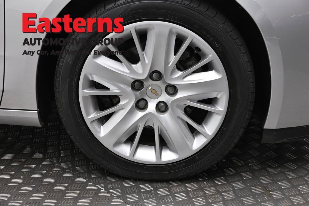 Used 2016 Chevrolet Impala LS w/ Power Convenience Package image 31