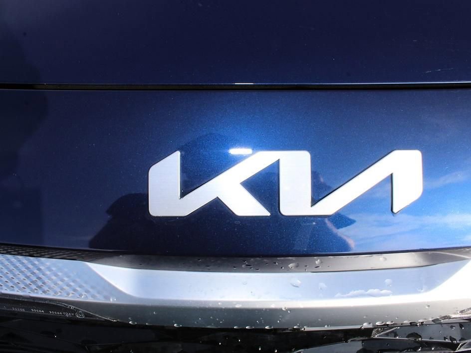 Used 2023 Kia Seltos EX image 13