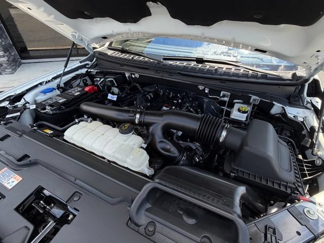 Used 2025 Lincoln Navigator Reserve AWD/4WD image 22