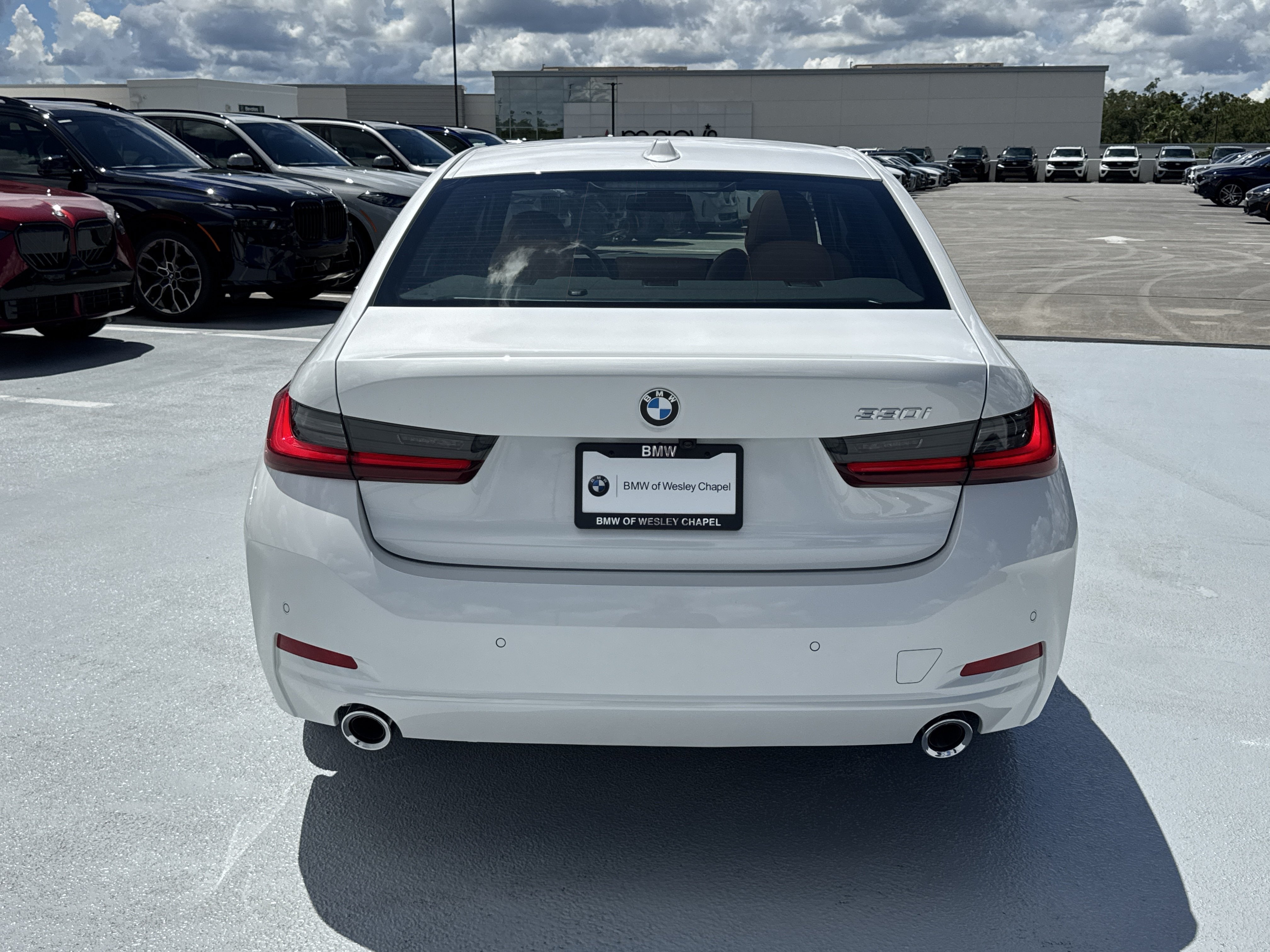 New 2026 BMW 330i Sedan w/ Convenience Package RWD image 6
