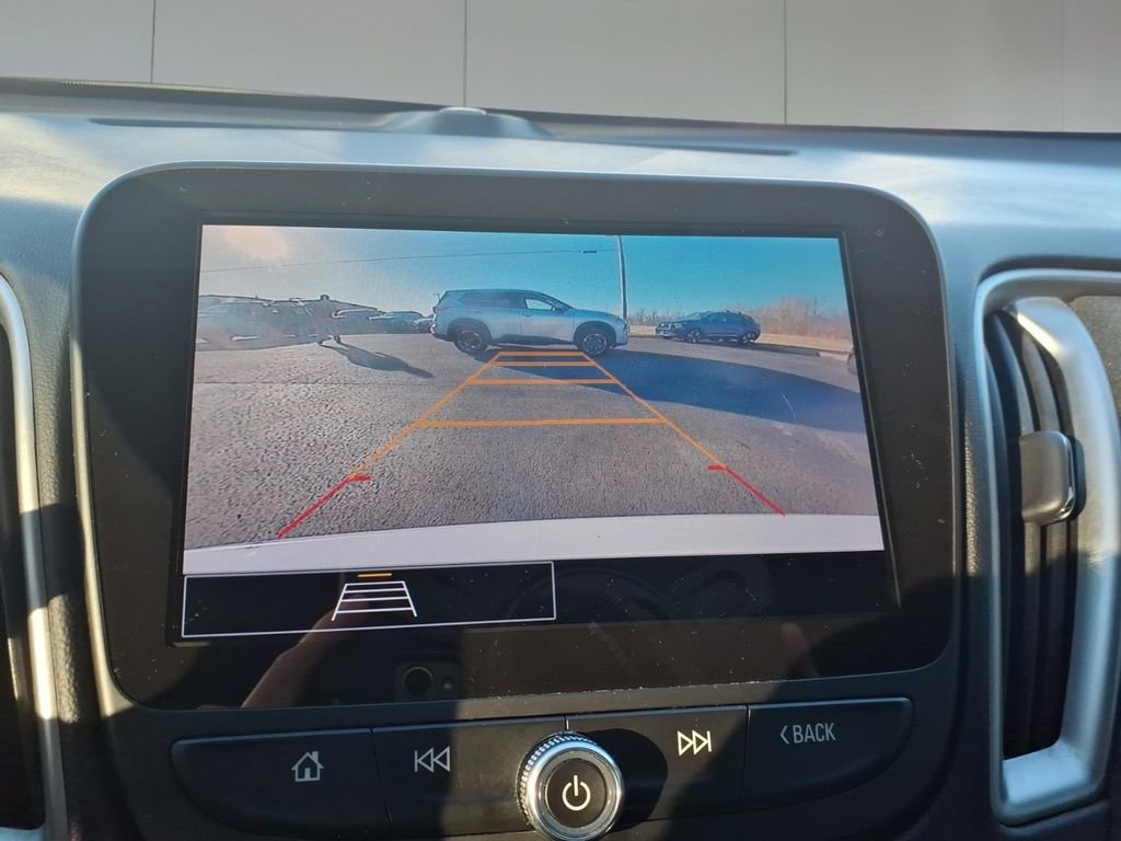 Used 2023 Chevrolet Malibu RS image 21