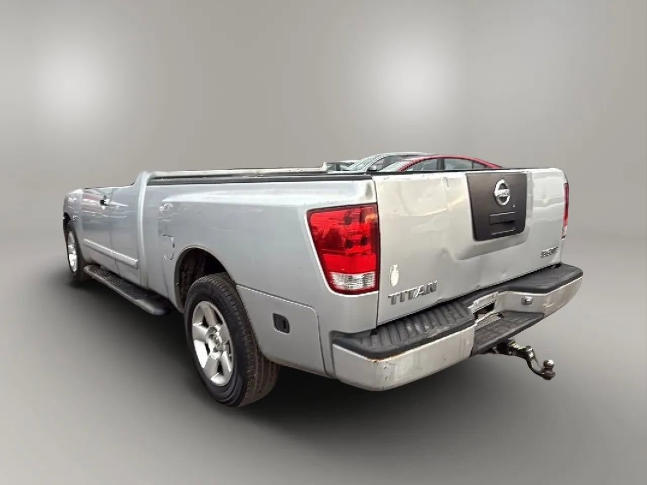 Used 2004 Nissan Titan SE w/ (Bed) Utility Bed Pkg image 3