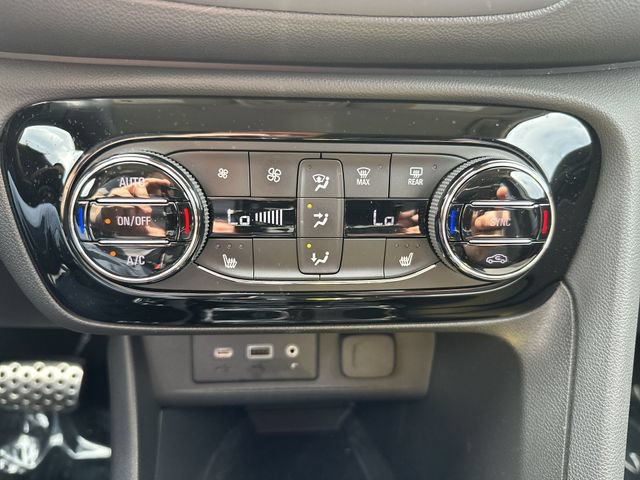 Certified 2023 Buick Encore GX Select w/ Sport Touring Package AWD/4WD image 19