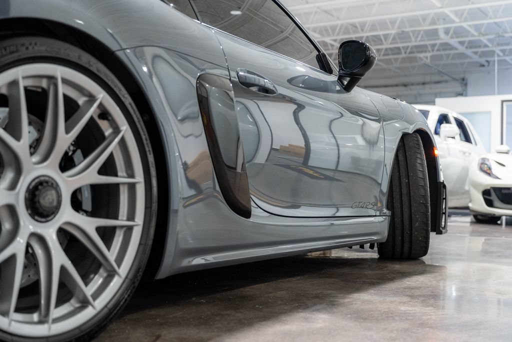 Used 2024 Porsche 718 Cayman GT4 RS RWD image 9