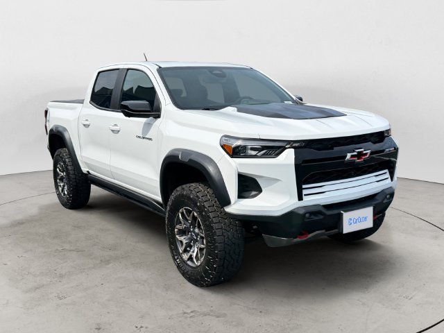 Used 2023 Chevrolet Colorado ZR2 w/ ZR2 Convenience Package III AWD/4WD image 3