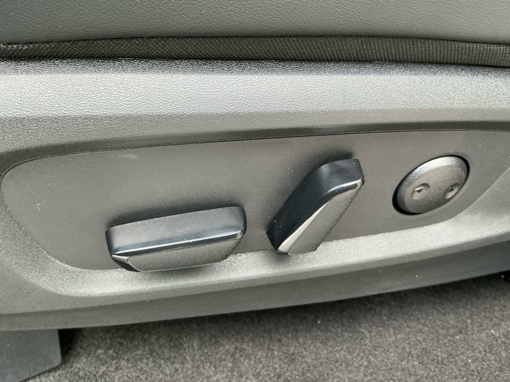 New 2026 Nissan Pathfinder Platinum AWD/4WD image 25