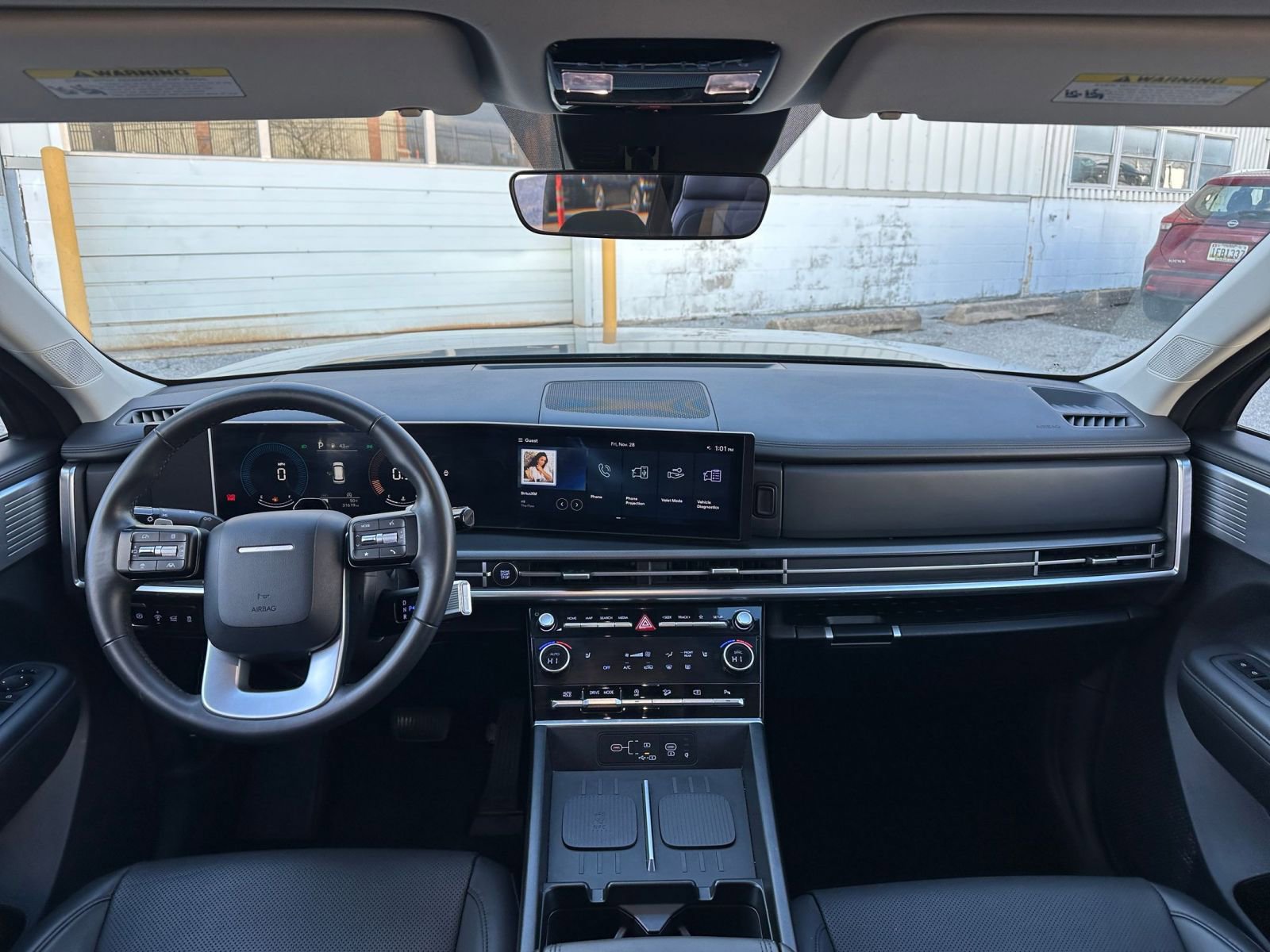 Used 2025 Hyundai Santa Fe SEL image 32