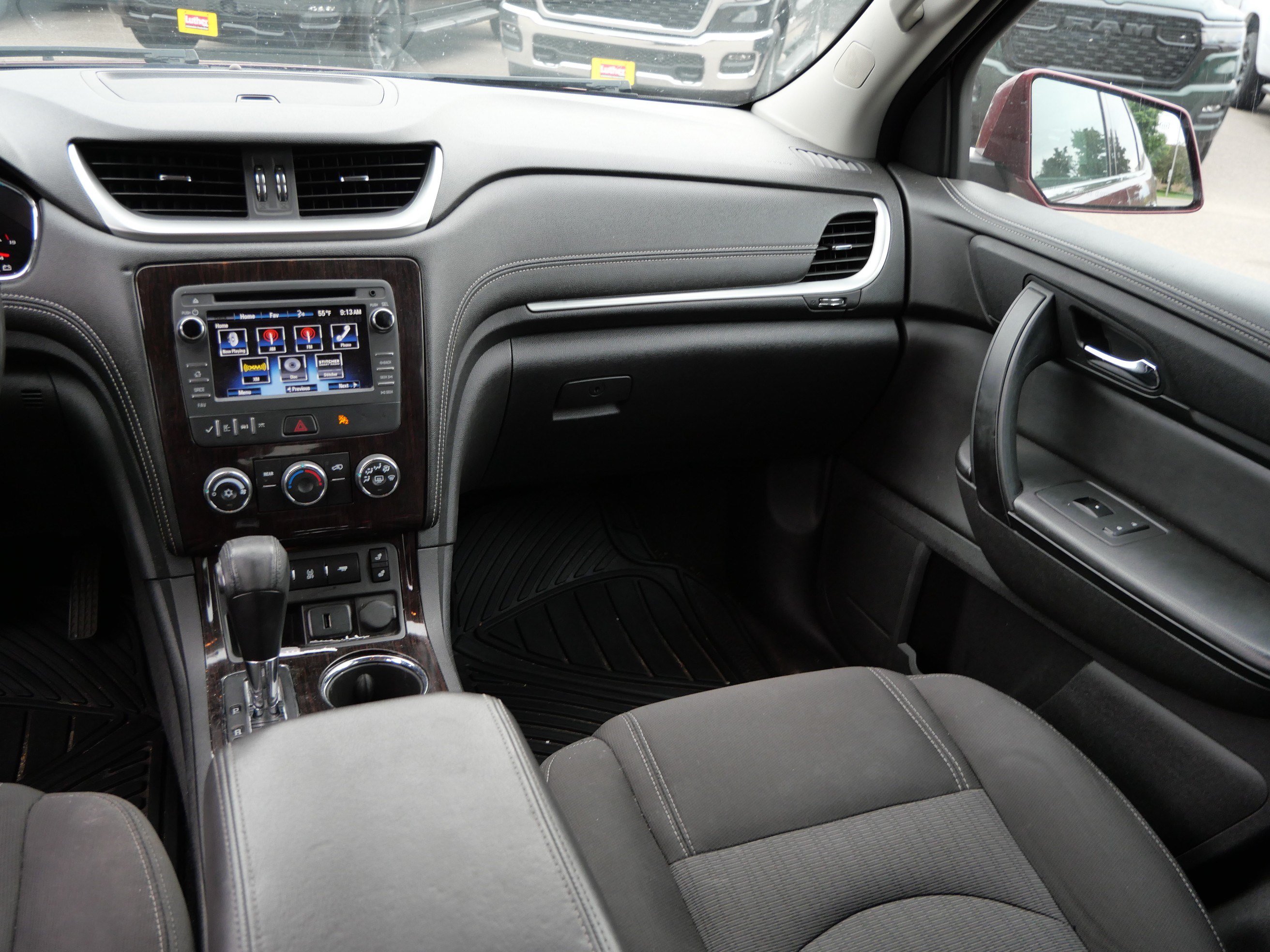 Certified 2017 Chevrolet Traverse LT w/ True North Edition AWD/4WD image 11