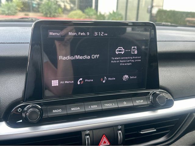 Certified 2023 Kia Forte LXS w/ LXS Technology Package FWD image 8