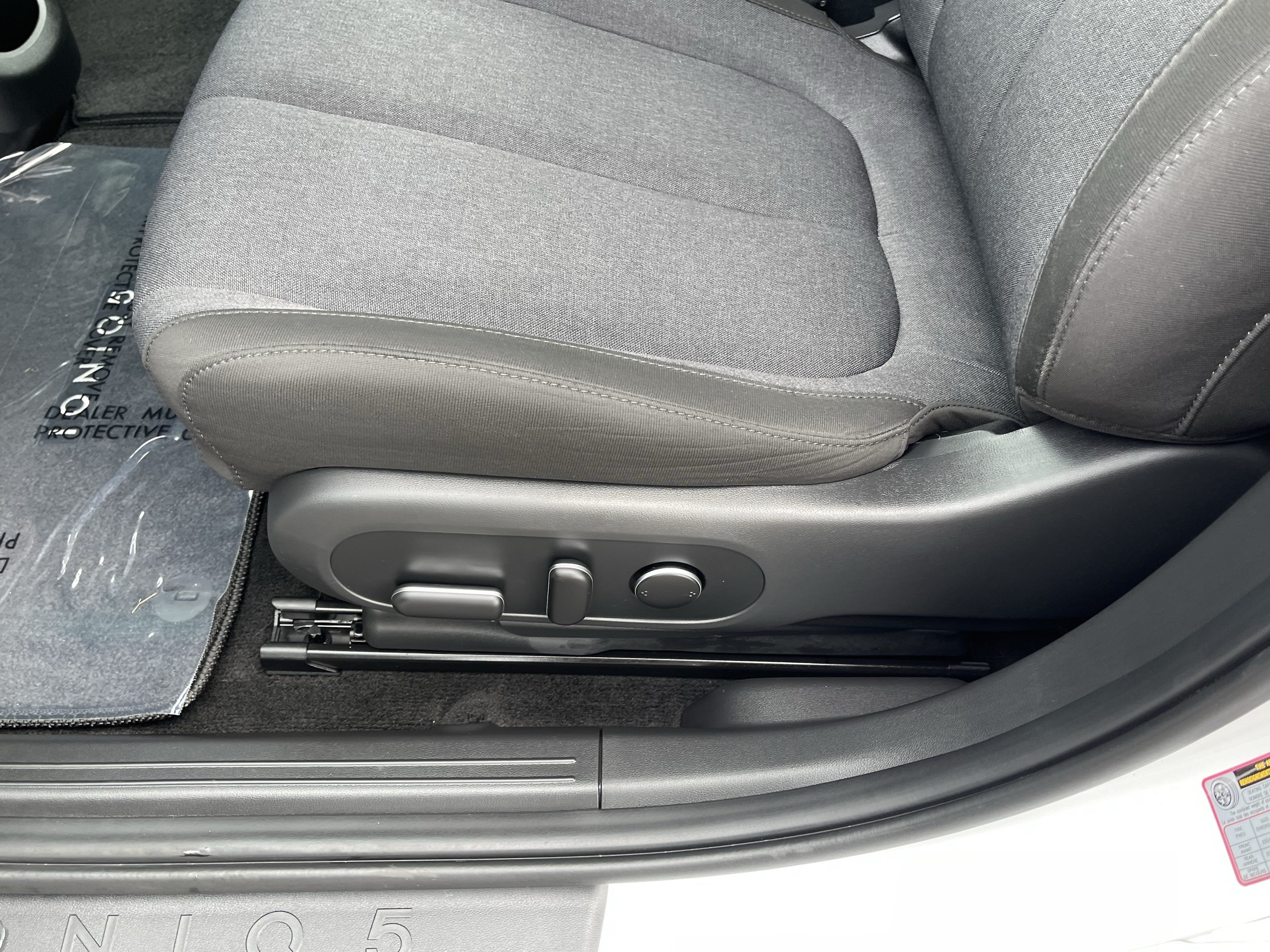 Certified 2024 Hyundai Ioniq 5 SE AWD/4WD image 18