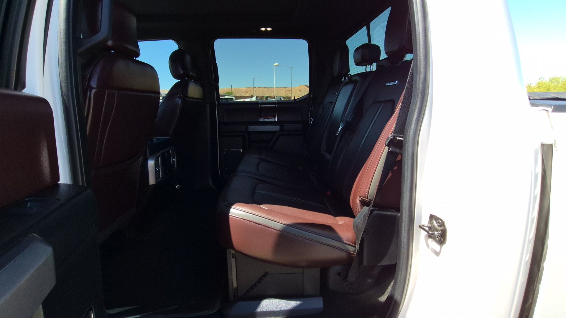 Used 2017 Ford F350 Platinum w/ Platinum Ultimate Package AWD/4WD image 28