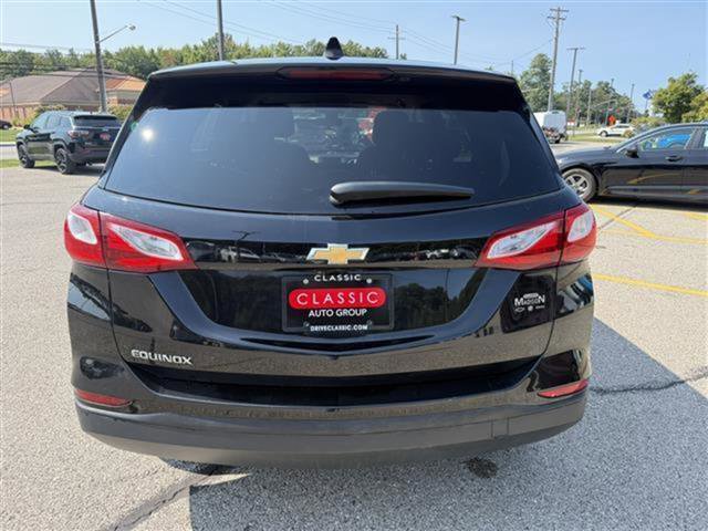 Used 2020 Chevrolet Equinox LS w/ LS Convenience Package image 5