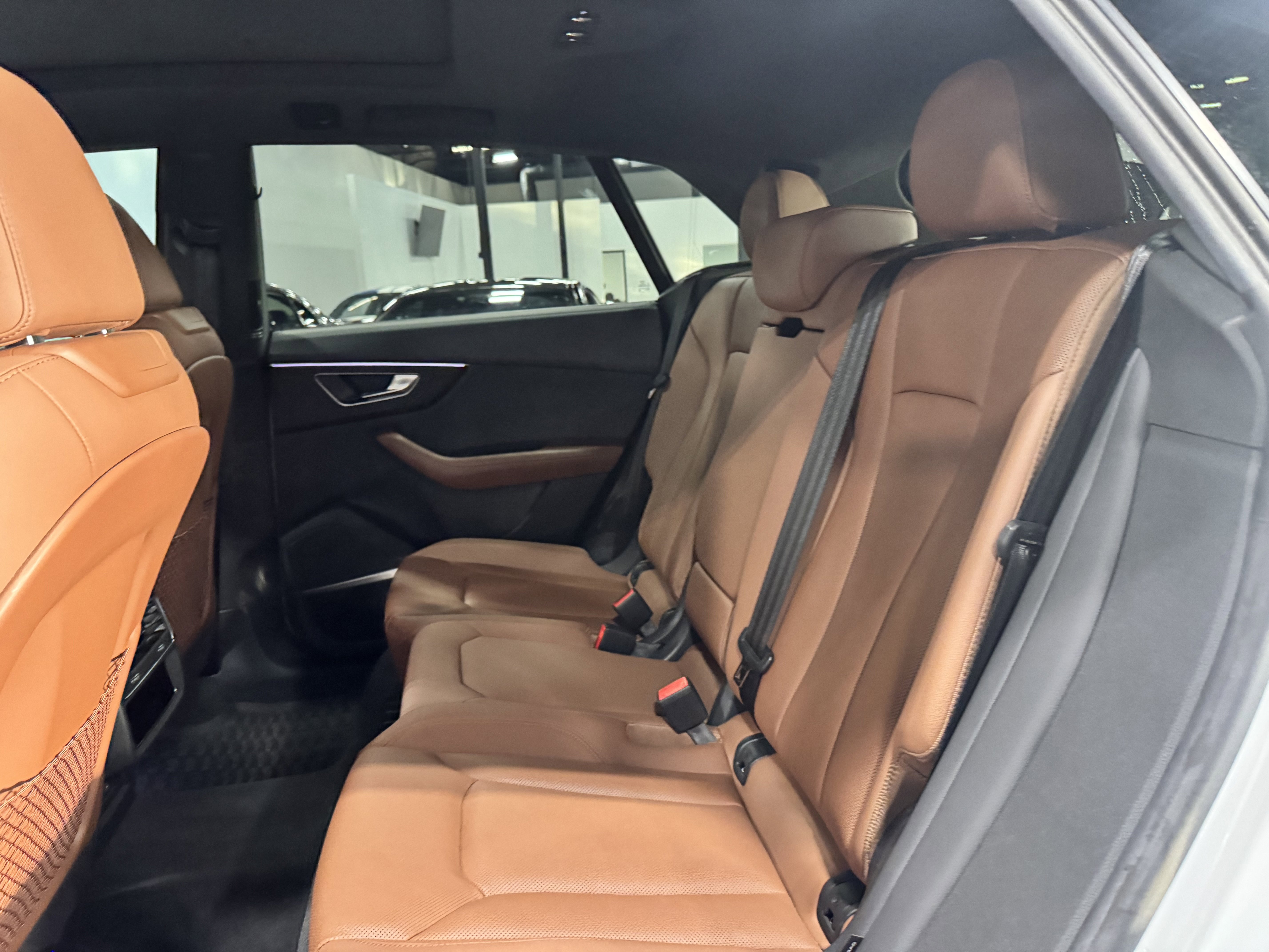 Used 2022 Audi Q8 Premium Plus w/ Premium Plus Package image 13