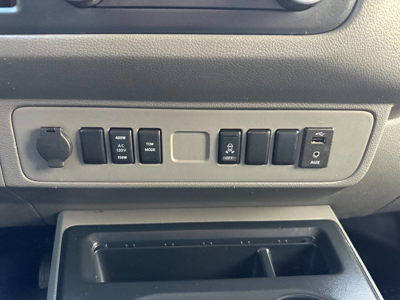 Used 2021 Nissan NV 2500 SV image 34