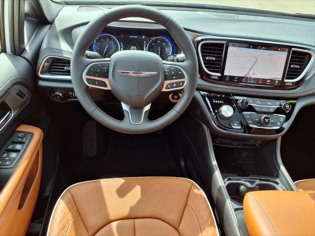 New 2026 Chrysler Pacifica Pinnacle FWD image 39