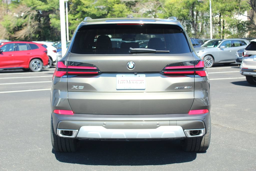 Used 2026 BMW X5 xDrive40i AWD/4WD image 6