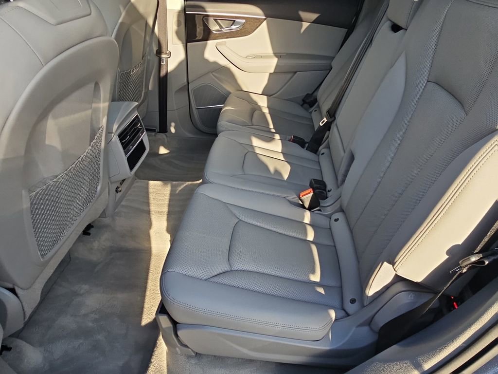 Used 2023 Audi Q7 3.0T Prestige w/ Prestige Package image 13