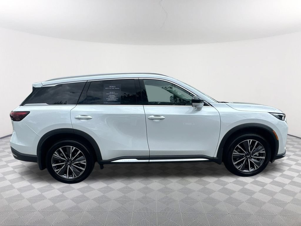 Used 2026 INFINITI QX60 Luxe w/ Cargo Package FWD image 4