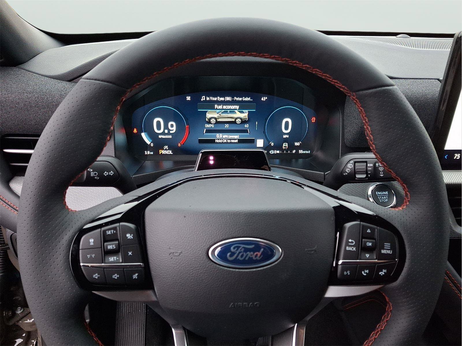 New 2026 Ford Explorer ST-Line w/ ST-Line Street Pack image 16