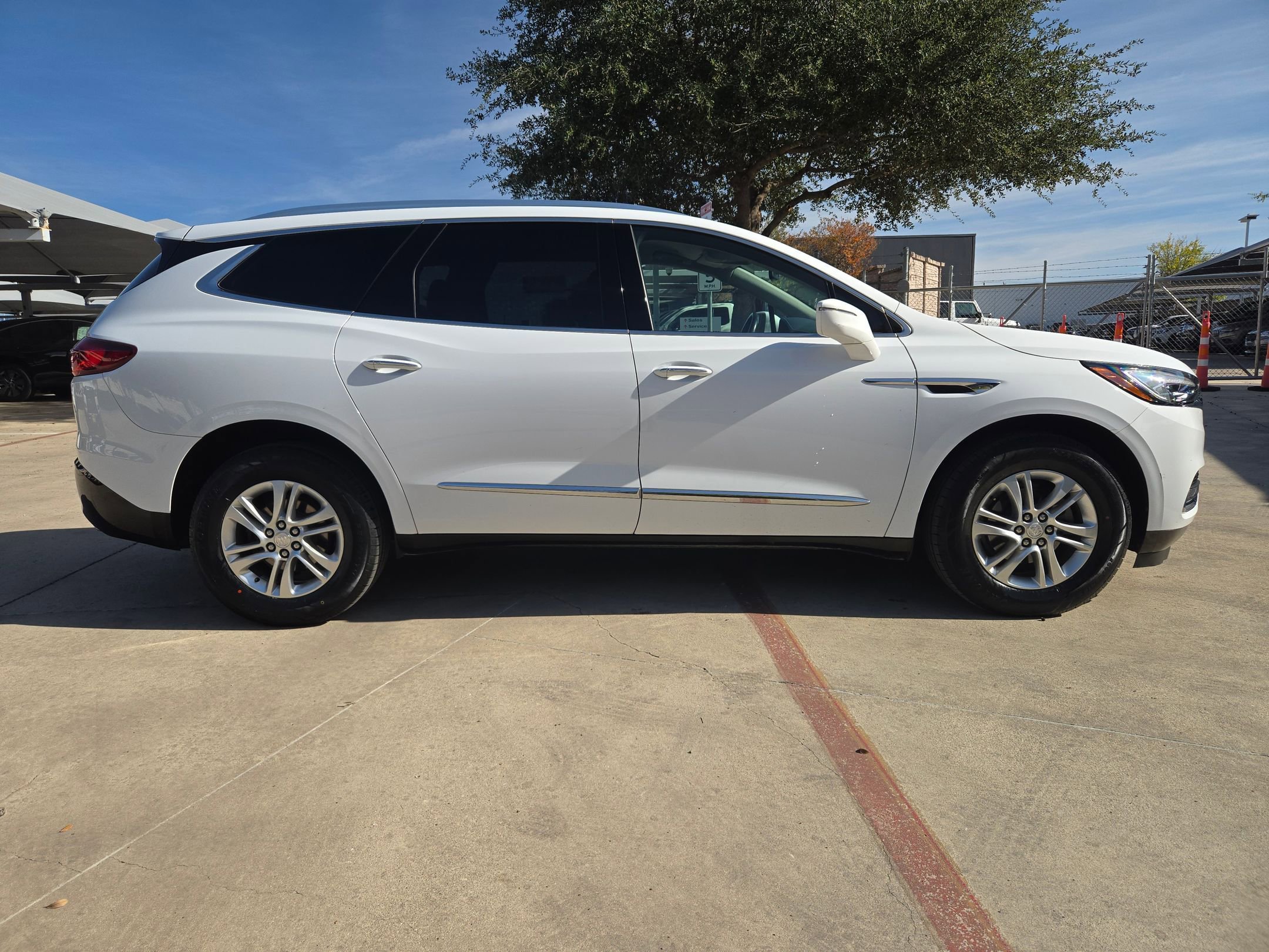 Used 2019 Buick Enclave Preferred image 8