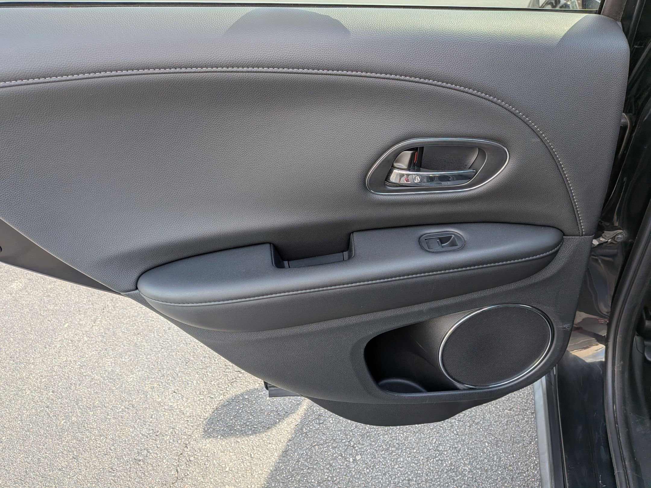 Used 2020 Honda HR-V EX-L image 26