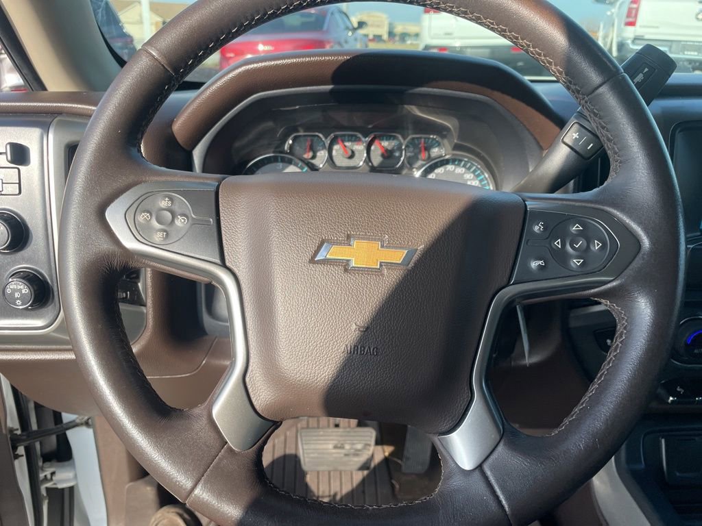 Used 2018 Chevrolet Silverado 1500 LT w/ All Star Edition image 23