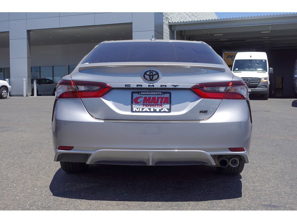 Used 2024 Toyota Camry SE FWD image 6