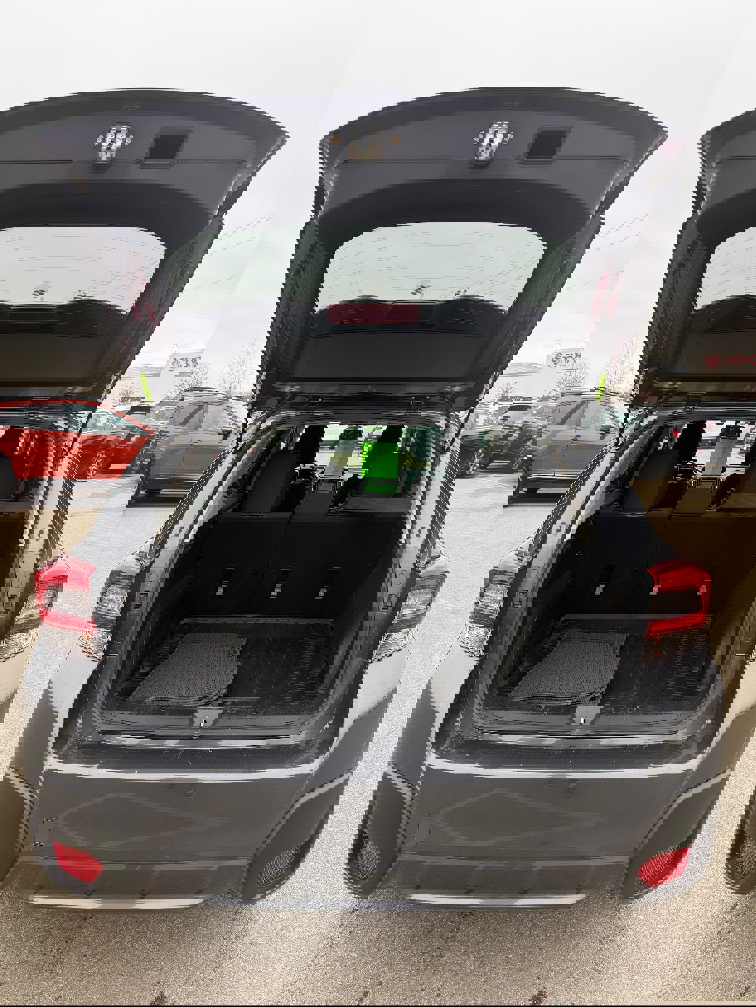 Used 2023 Subaru Crosstrek 2.0i Premium image 7